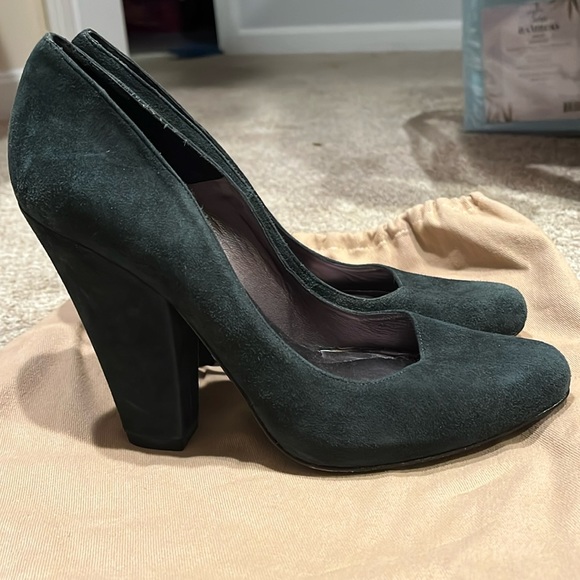 Pura Lopez 38 NWOT green suede block high heels - Picture 2 of 4